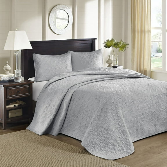 Reversible Grey King Bedspread Set - 3 Piece Oversized Quilted Bedding with 2 King Shams, Antimicrobial Cotton Fill