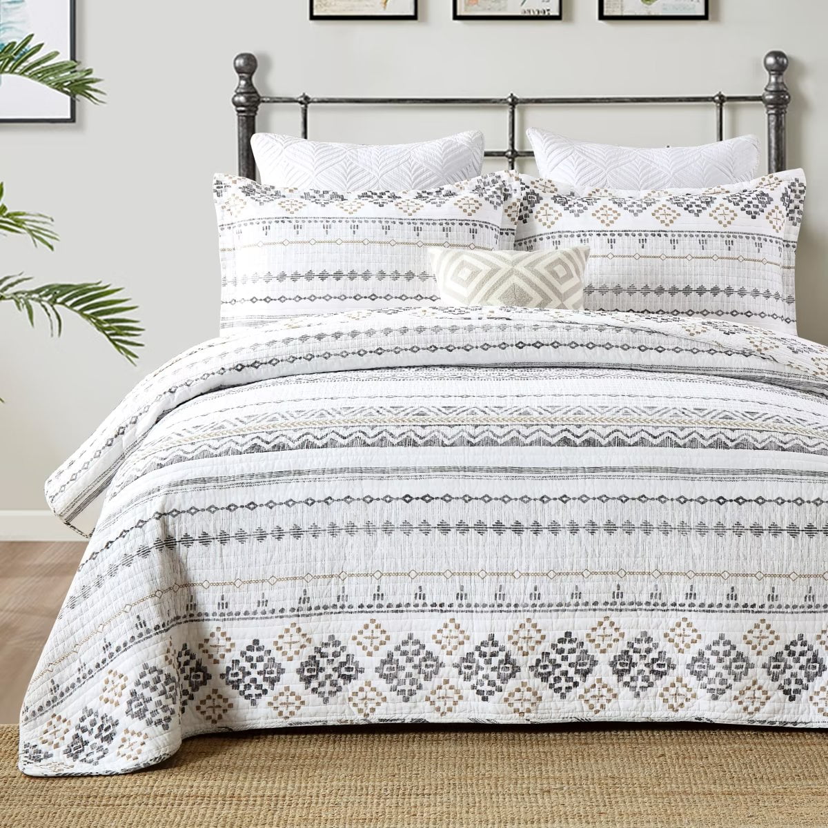 Bedduvit 100 Cotton King Size Quilt Set Bohemian White Charcoal Geometric Striped Quilt King Boho Breathable Bedspread for All Season 3 Piece