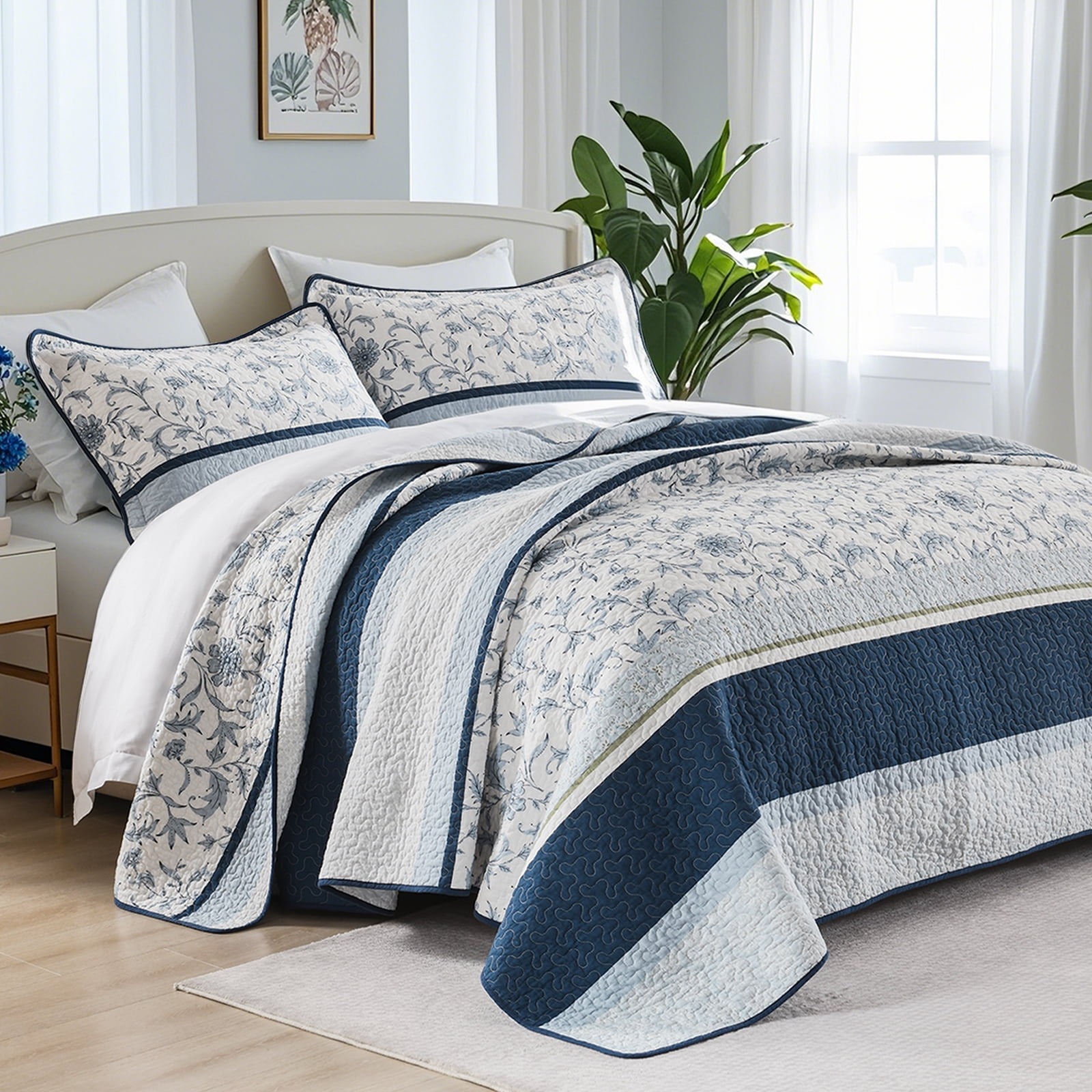 Queen Blue Quilted Comforter main image 1