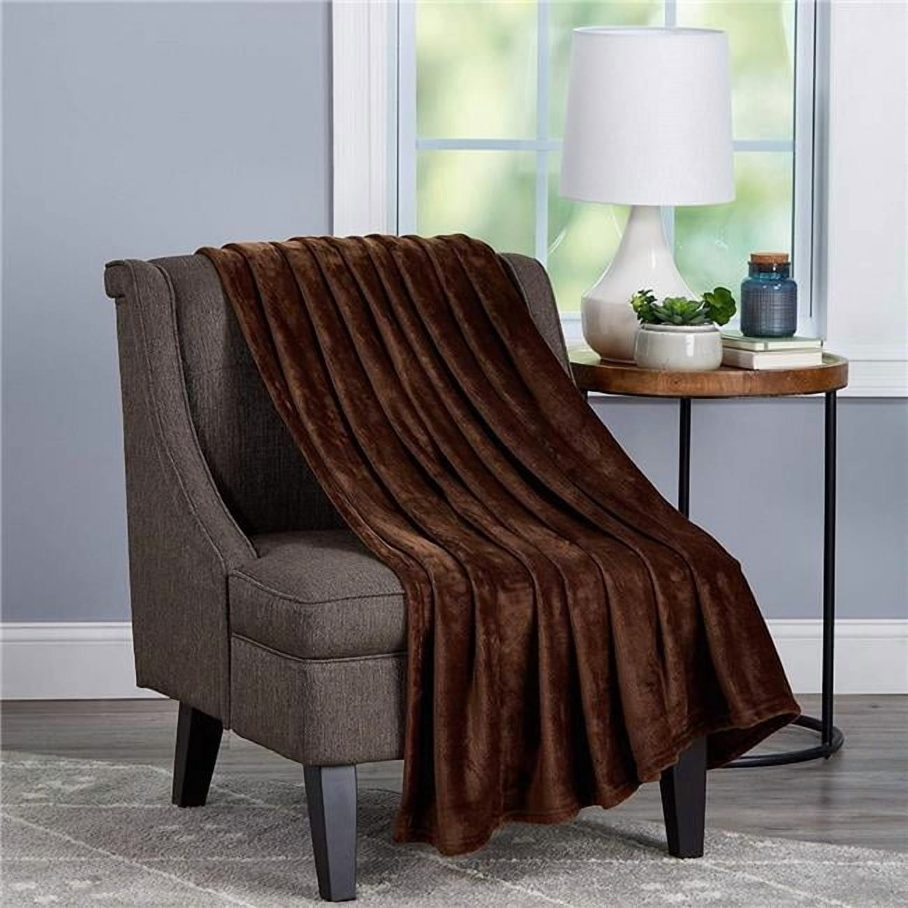 Bedford Home 66A-29164 Oversized Microfiber Velvet Solid Polyester Throw Blanket - Mocha Brown