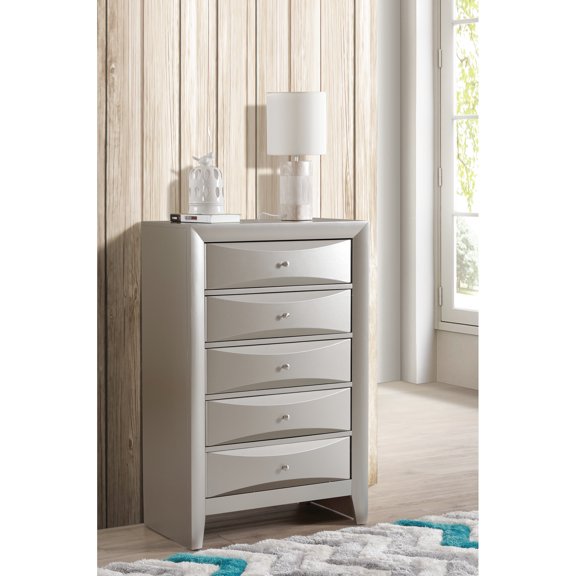 Bedroom Chest In Silver Champagne: G1503 With Dovetailed Drawer Boxes & Metal Guides Modern Storage: Champagne Strong Support Features