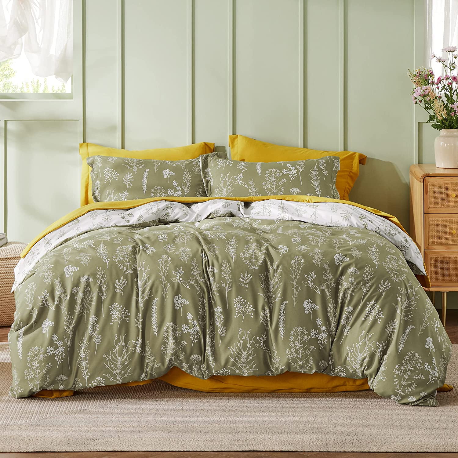 Bedsure 3 Pieces Comforter Sets, 1 Soft Reversible Botanical Flowers