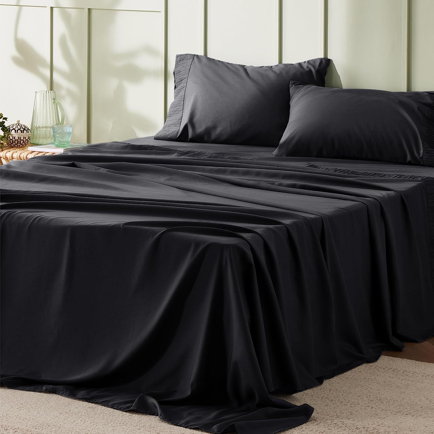 Bedsure 4-Piece Luxury California King Sheets, Black, Quality Hotel ...