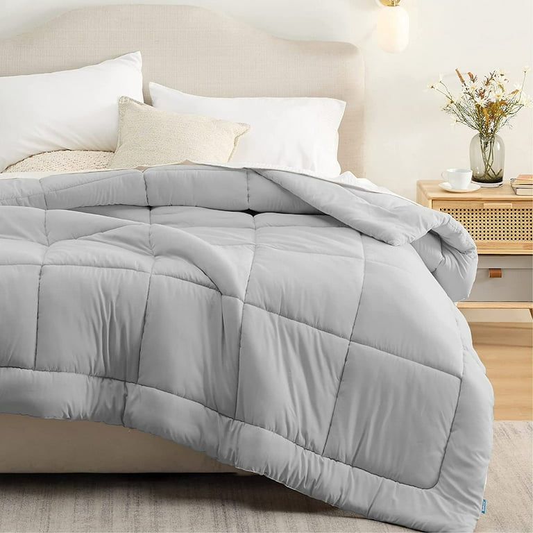Bedsure All Season Down Alternative Comforter Duvet Insert, Queen