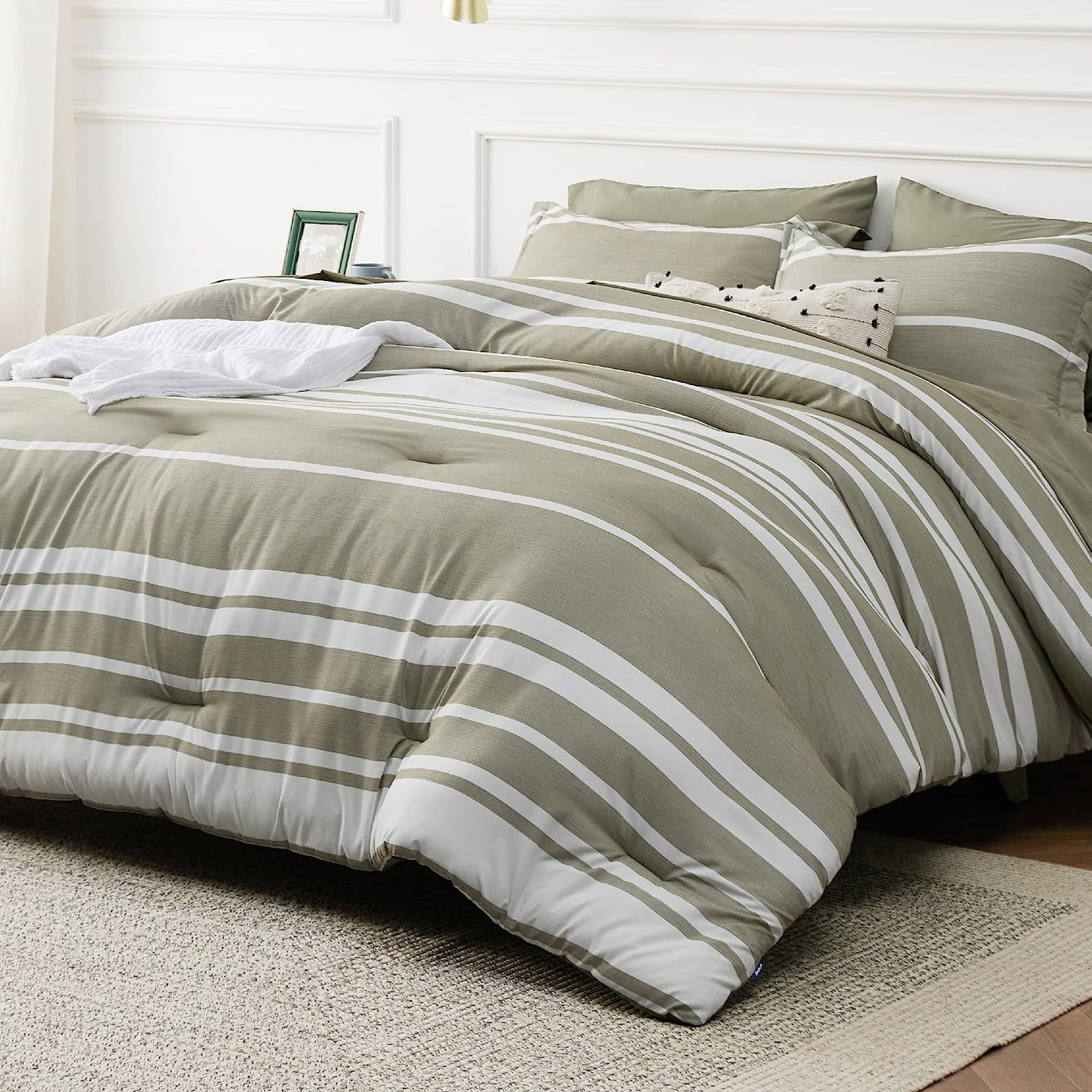 Cozy Comfort Full Size Comforter Set Sage Green 7 Pieces Soft Bedding Sets Comforter Sheets Pillowcases Shams Season Boho Contrasting Design