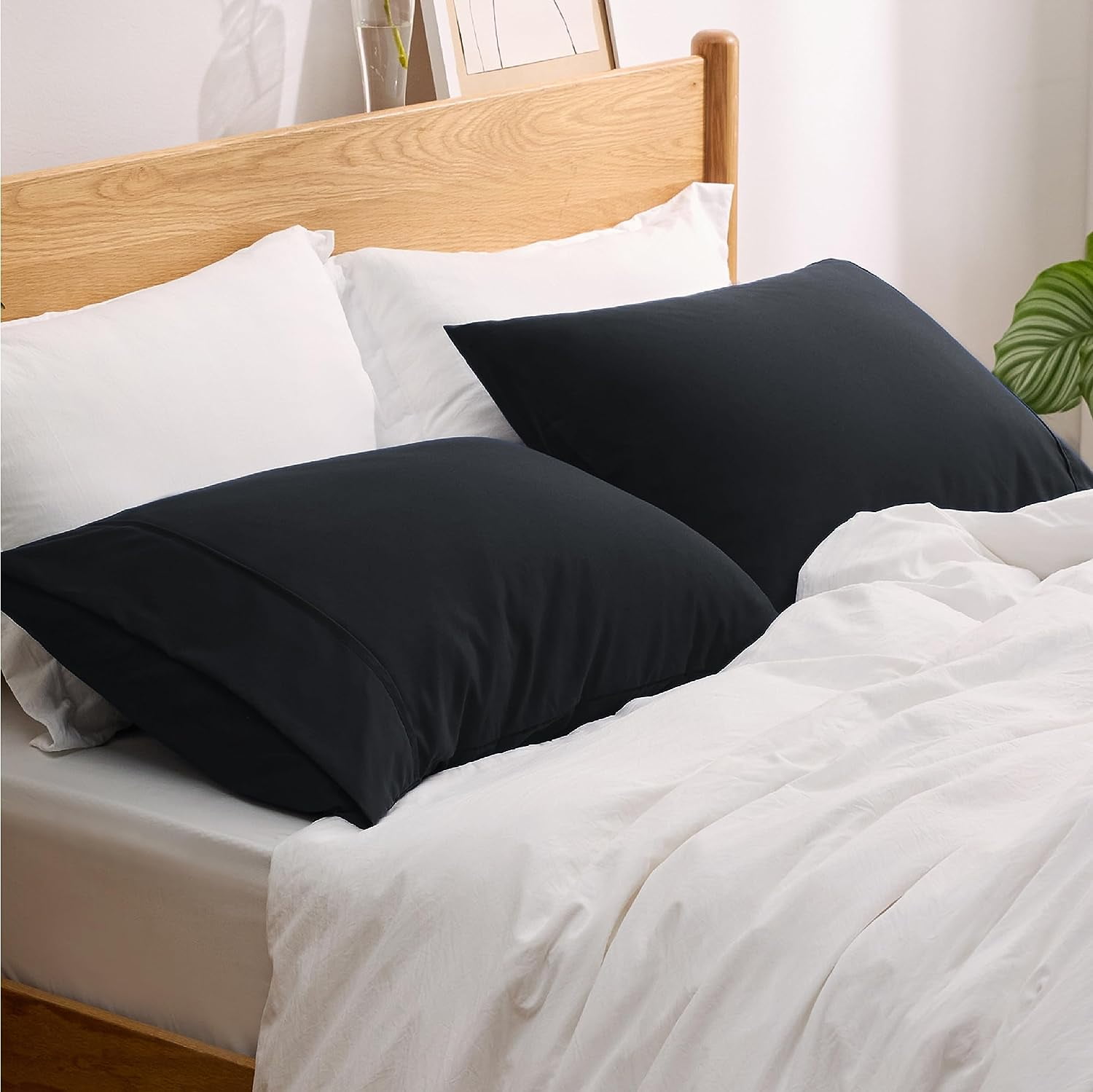 Bedsure Black Pillowcase Set Queen Polyester Microfiber material