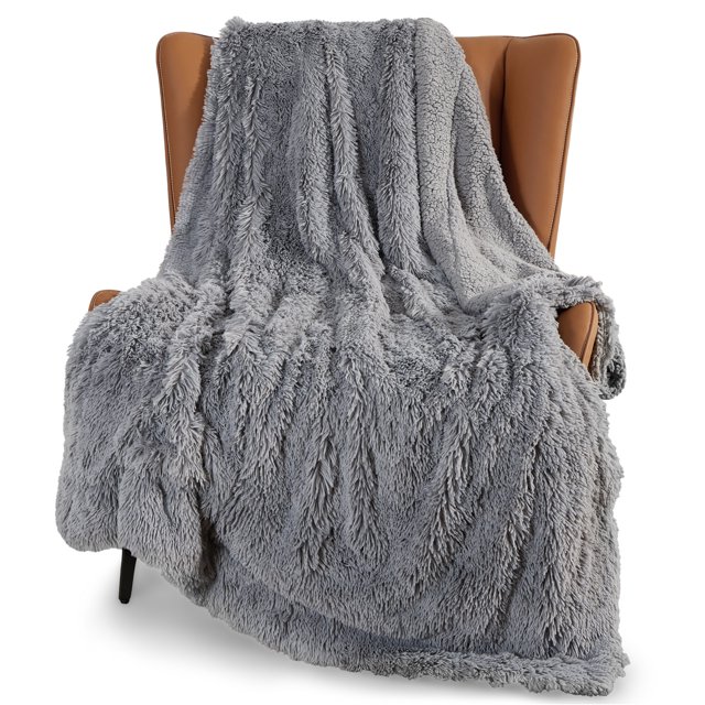 Bedsure Faux Fur Throw Blankets Grey Fluffy Blankets & Throws Shaggy