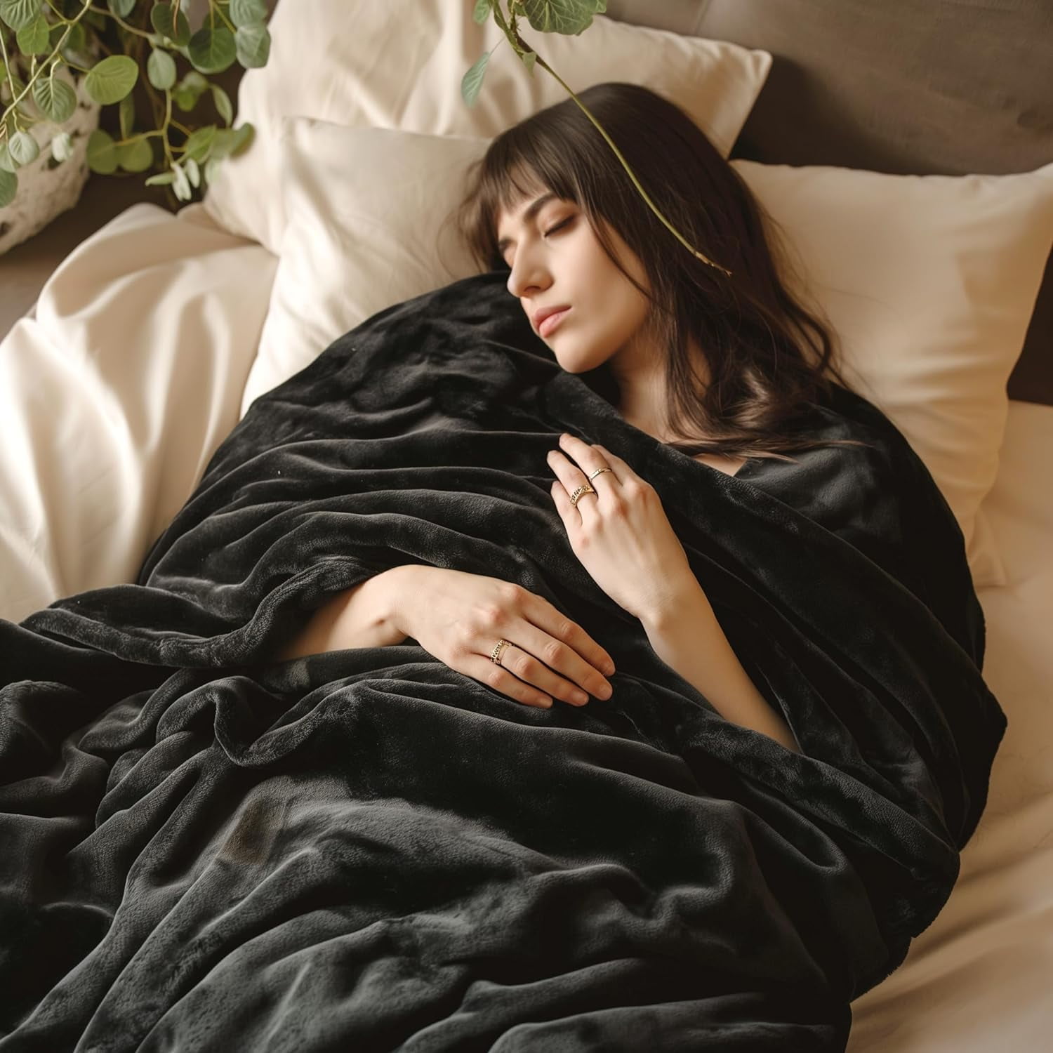 Cozy Comfort Fleece Bed Blankets Queen Size Black Soft Lightweight Fuzzy Cozy Blanket 90x90 inches