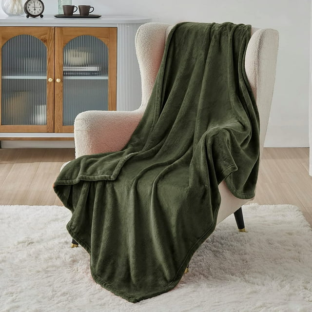 Bedsure Olive Green Flannel Fleece Blanket Soft, Warm, Lightweight