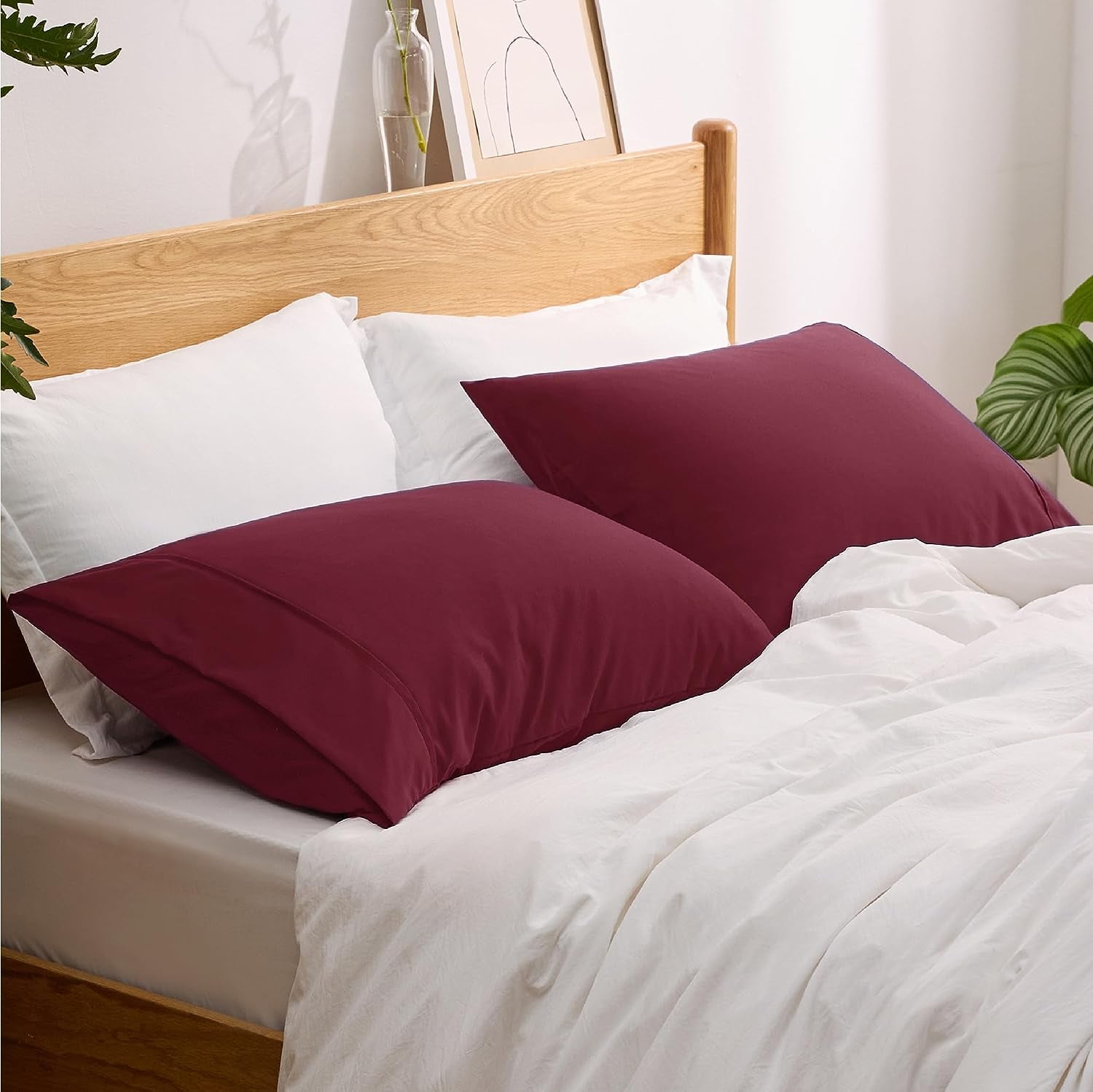 Bedsure Pillowcases Standard Set of 2 Burgundy Polyester Microfiber