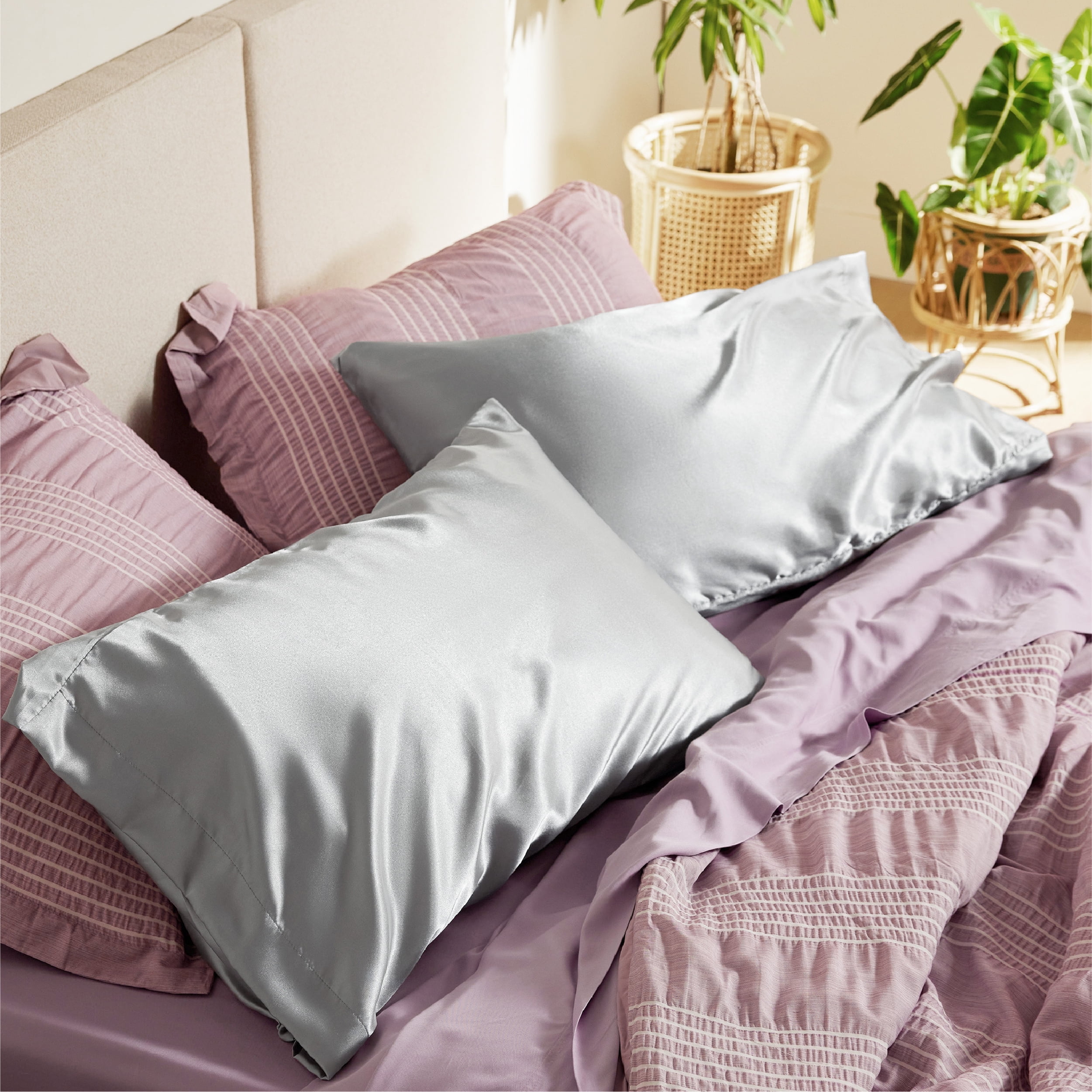 Bedsure Satin Pillowcase 2 Pack Queen with Envelope Closure for Hair and  Skin，Pink 