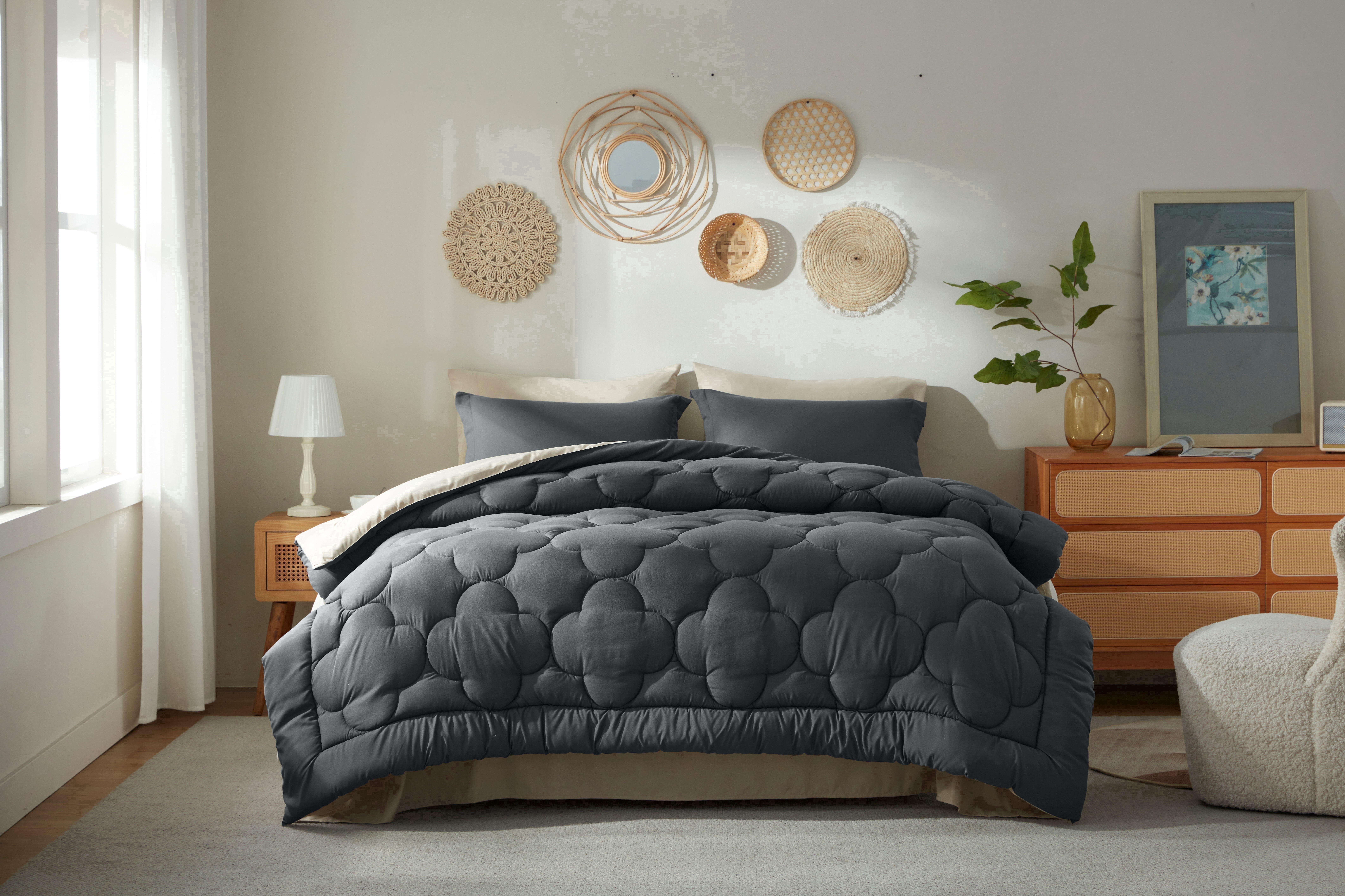 Bedtreat Queen Comforter Sets，7-Pieces Reversible Bedding Sets，Bed in a Bag with Comforter， Flat Sheet and Fitted Sheet, Pillowcases & Shams，Black/Milky Coffee