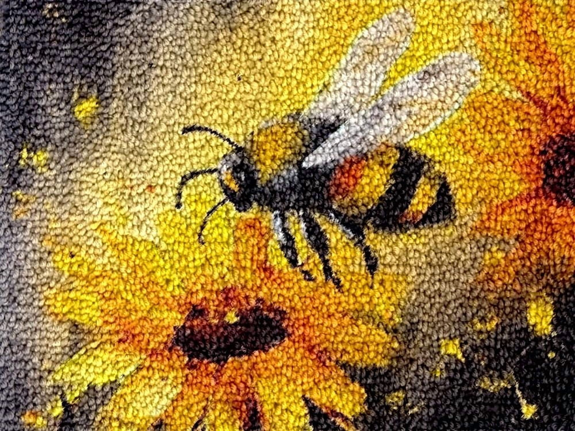 Bee & Flowers Latch Hook Kits Rug DIY Cushion Tapestry Making Crochet ...