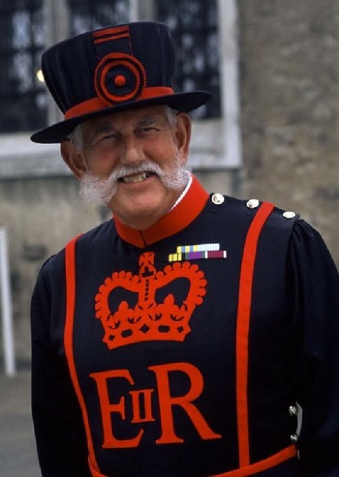 Beefeater in Costume at the Tower of London London England Canvas Art - Bill Bachmann DanitaDelimont (24 x 36)