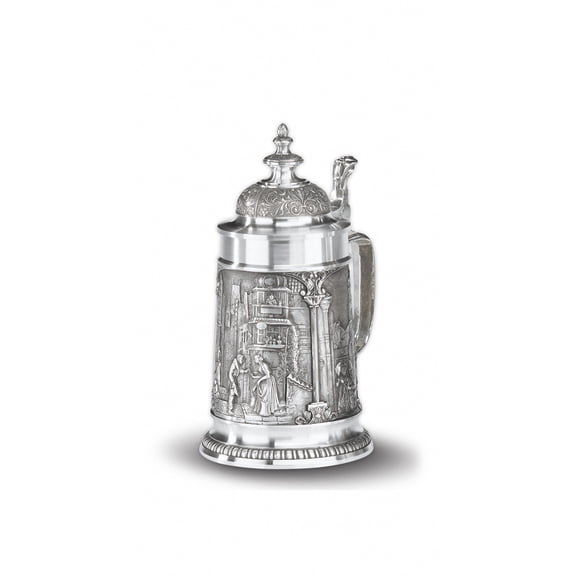 Beer stein 0,5 Liter with a pointed lid