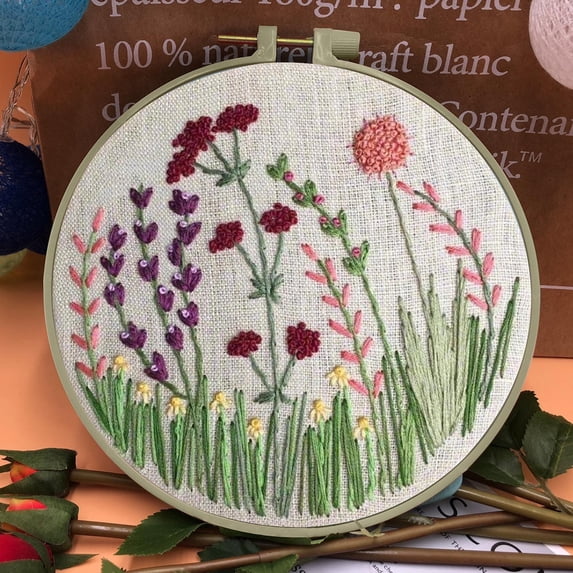 Beginner Floral Embroidery Kit with Hoop and Pre-Printed Pattern, DIY Hand Embroidery Starter Kit for Home Decor Gift