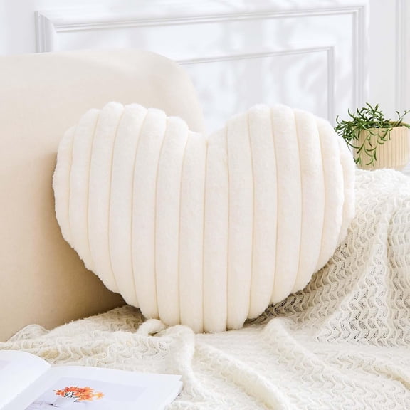 Beige Heart Pillows, Cute Heart Decorative Pillow, Heart Shaped Throw Pillows for Bed, Faux Rabbit Fur Plush Hoom Decor Pillow Cushion for Chair Sofa Living Room (Mini 12.9" x 9.8")
