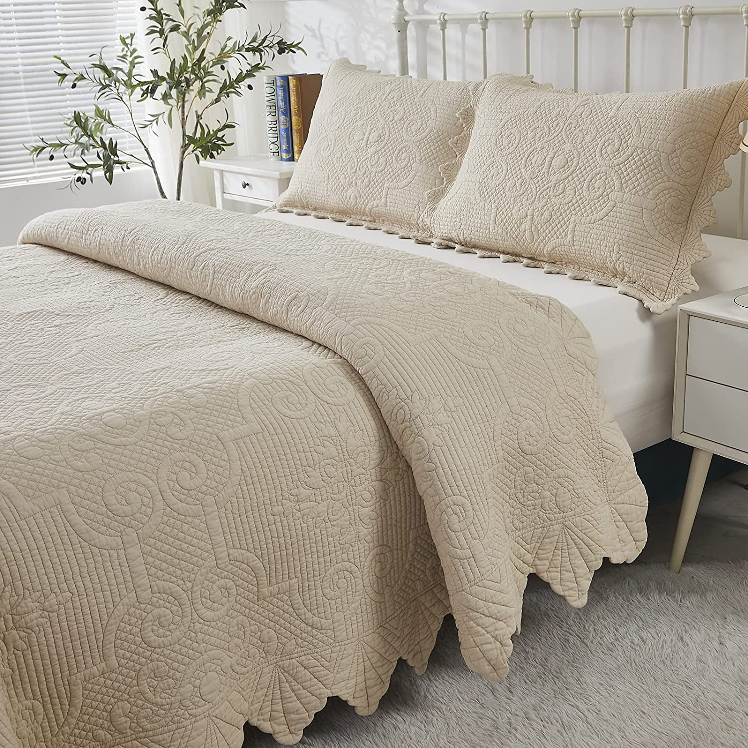 Comforter. Sobrecama - Queen - household items - by owner