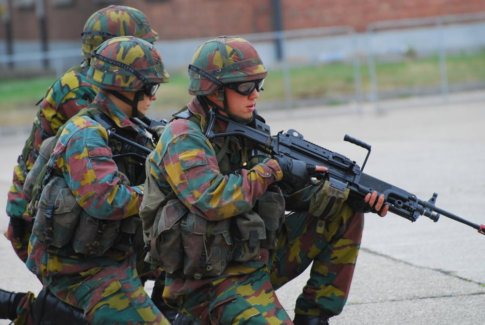 Belgian Infantry soldiers in training Canvas Art - Luc De JaegerStocktrek Images (34 x 23)
