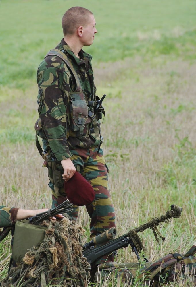 Belgian Paratroopers (red berets) after an intervention Canvas Art - Luc De JaegerStocktrek Images (23 x 34)