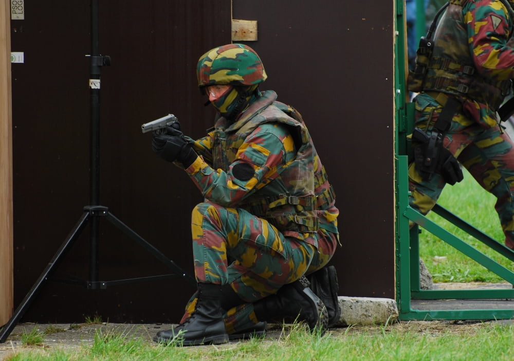 Belgian paracommandos entering the scene during an evacuation training session Canvas Art - Luc De JaegerStocktrek Images (33 x 23)