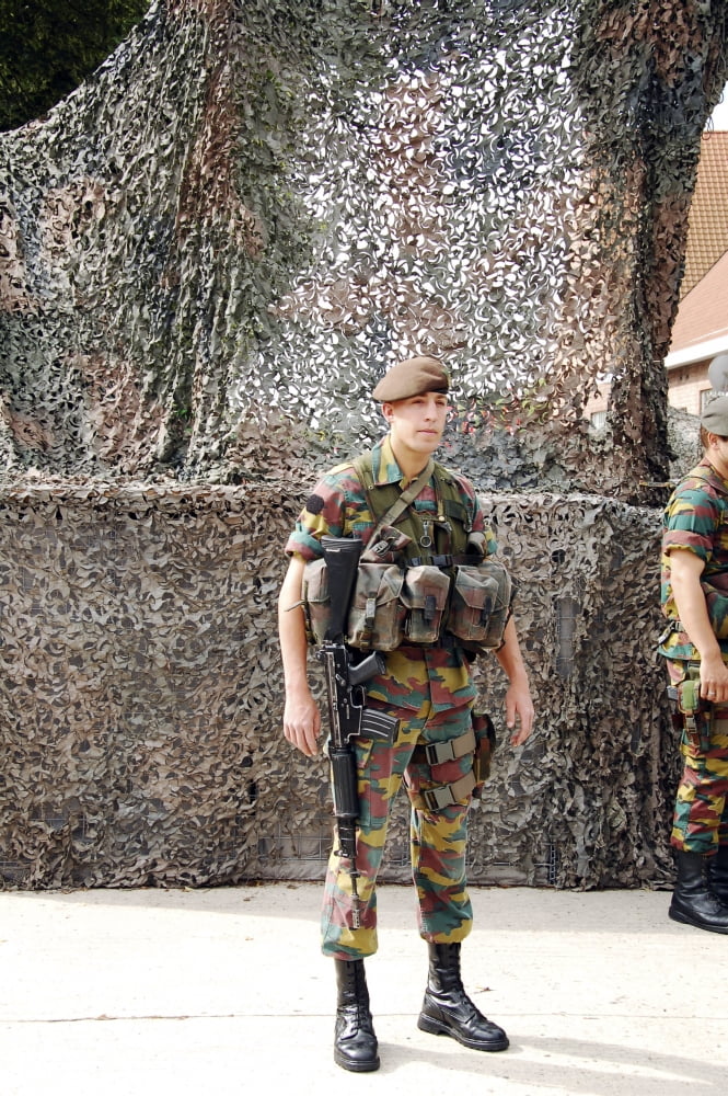 Belgian soldier on guard before a checkpoint Canvas Art - Luc De JaegerStocktrek Images (12 x 17)