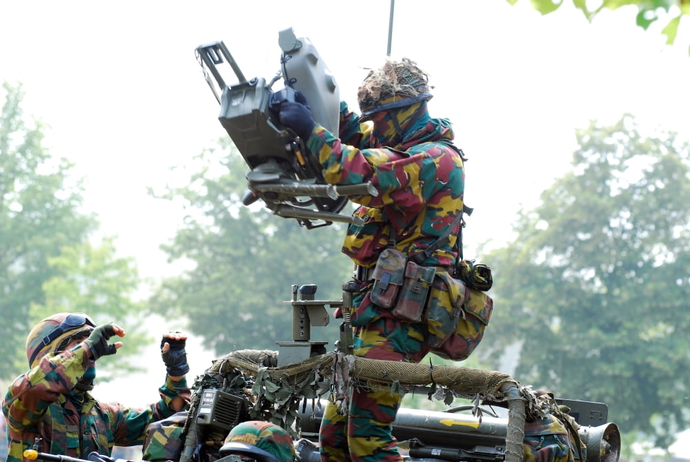 Belgian soldiers setting up the Milan guided anti-tank missile system Canvas Art - Luc De JaegerStocktrek Images (34 x 23)