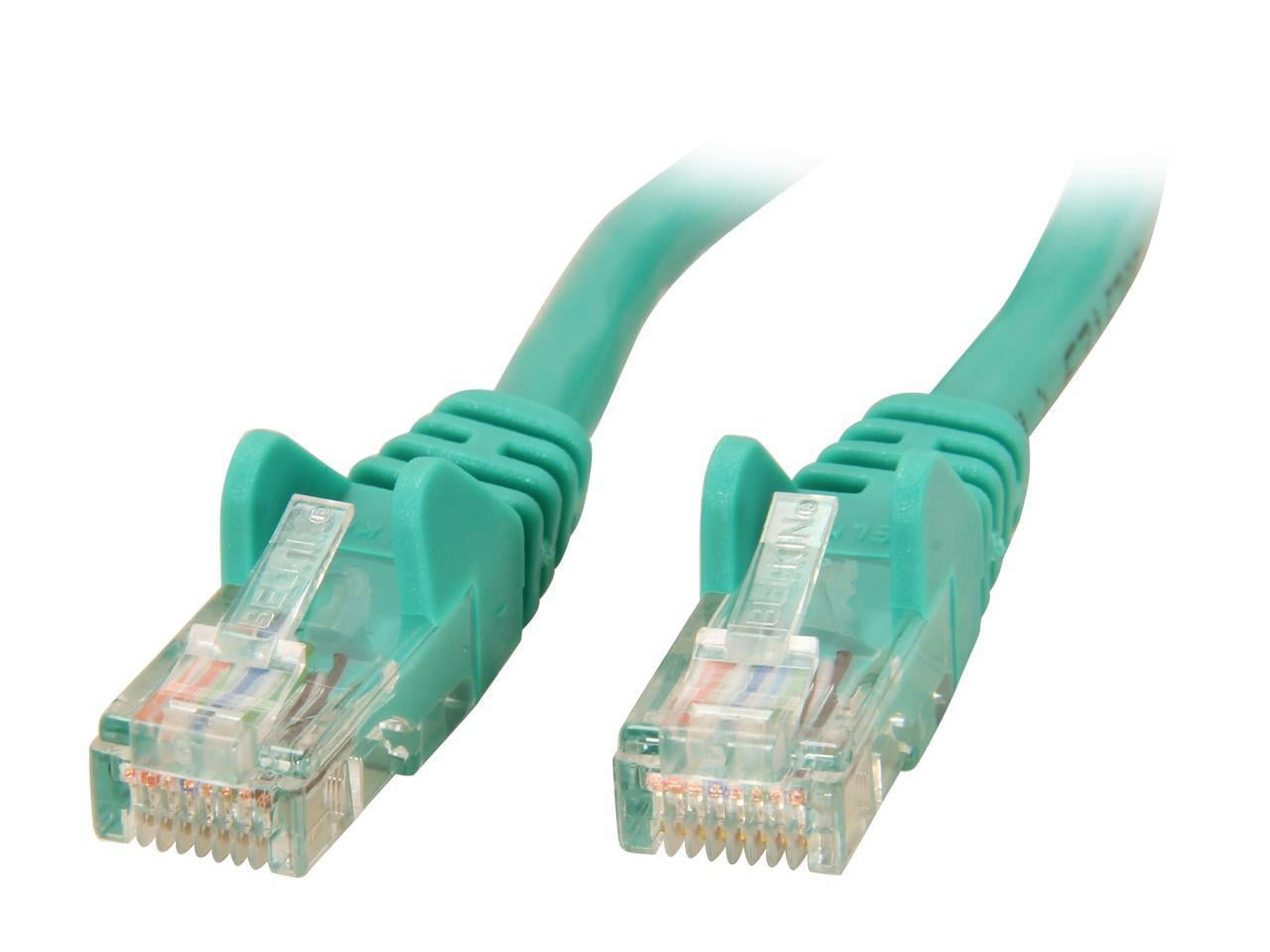 Belkin Cat5e Patch Cable - RJ-45 Male Network - RJ-45 Male Network - 5ft - Green