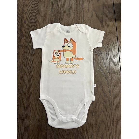 Bella Canvas with Mommy'S World Bluey, Baby Bluey Clothes, Baby Bluey,, Bib, Baby Bib, Mommy'S Girl Bib, Mommy'S Girl Cute Baby Boy or Girl Bodysuit Gift