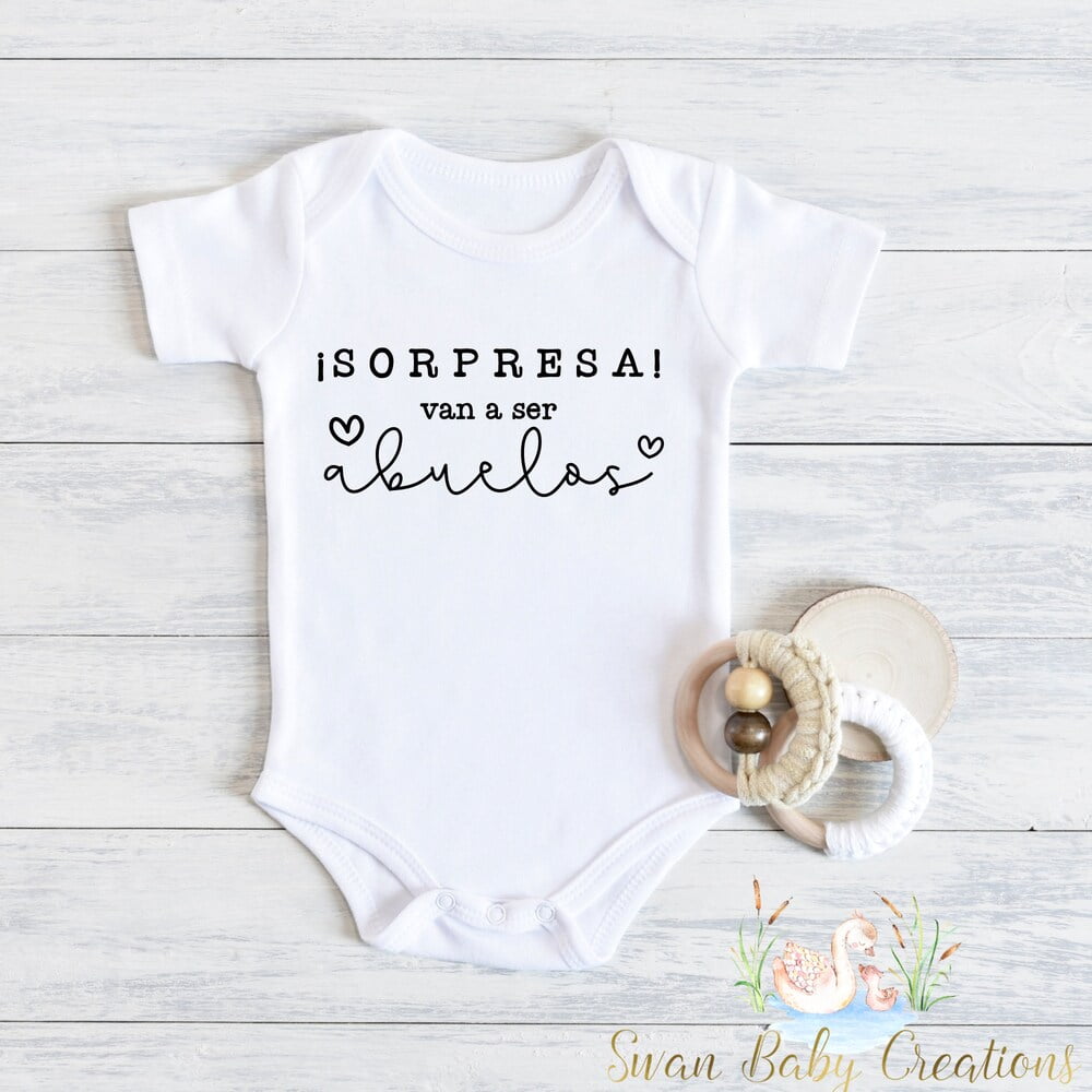 FashionJunkie4Life "Nuestra Familia Está Creciendo" Baby Reveal Puzzle - Spanish Pregnancy Announcement Gift