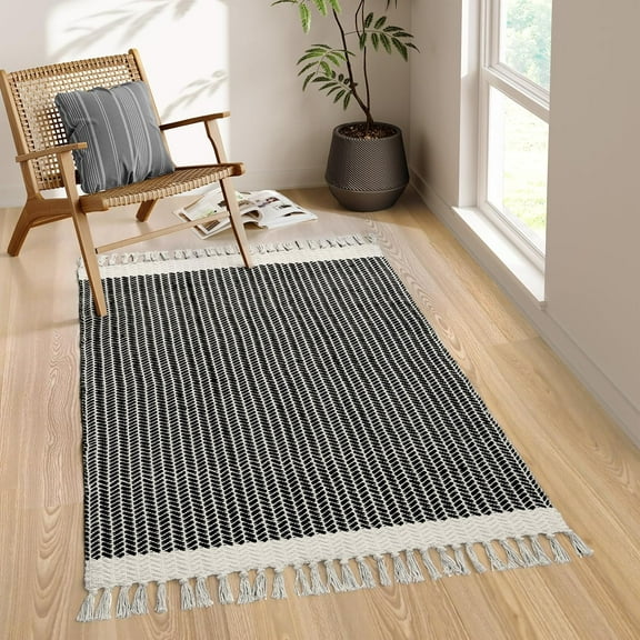 Belle Boho Entryway Rug, 3x5 Rugs for Bedroom Lightweight Washable Throw Rug Woven Cotton Bathroom Carpet with Tassels, Farmhouse Black and White Rugs for Living Room Kitchen Office Dorm