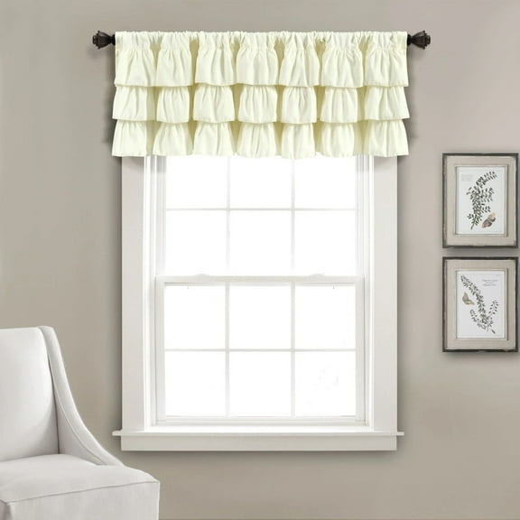 Belle Ivory Valance