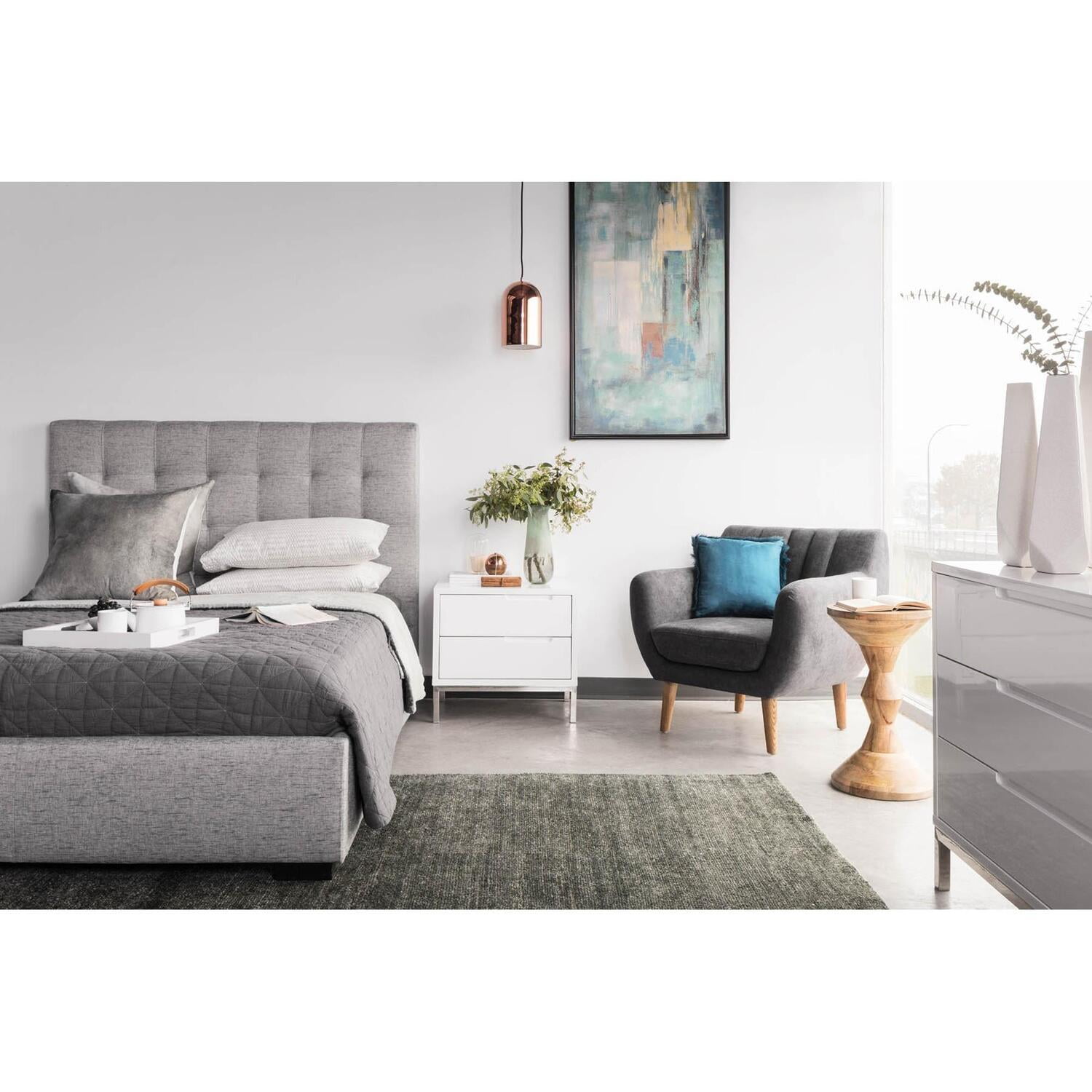 Contemporary King Size Gray Storage Bed with Tufted Pine Headboard