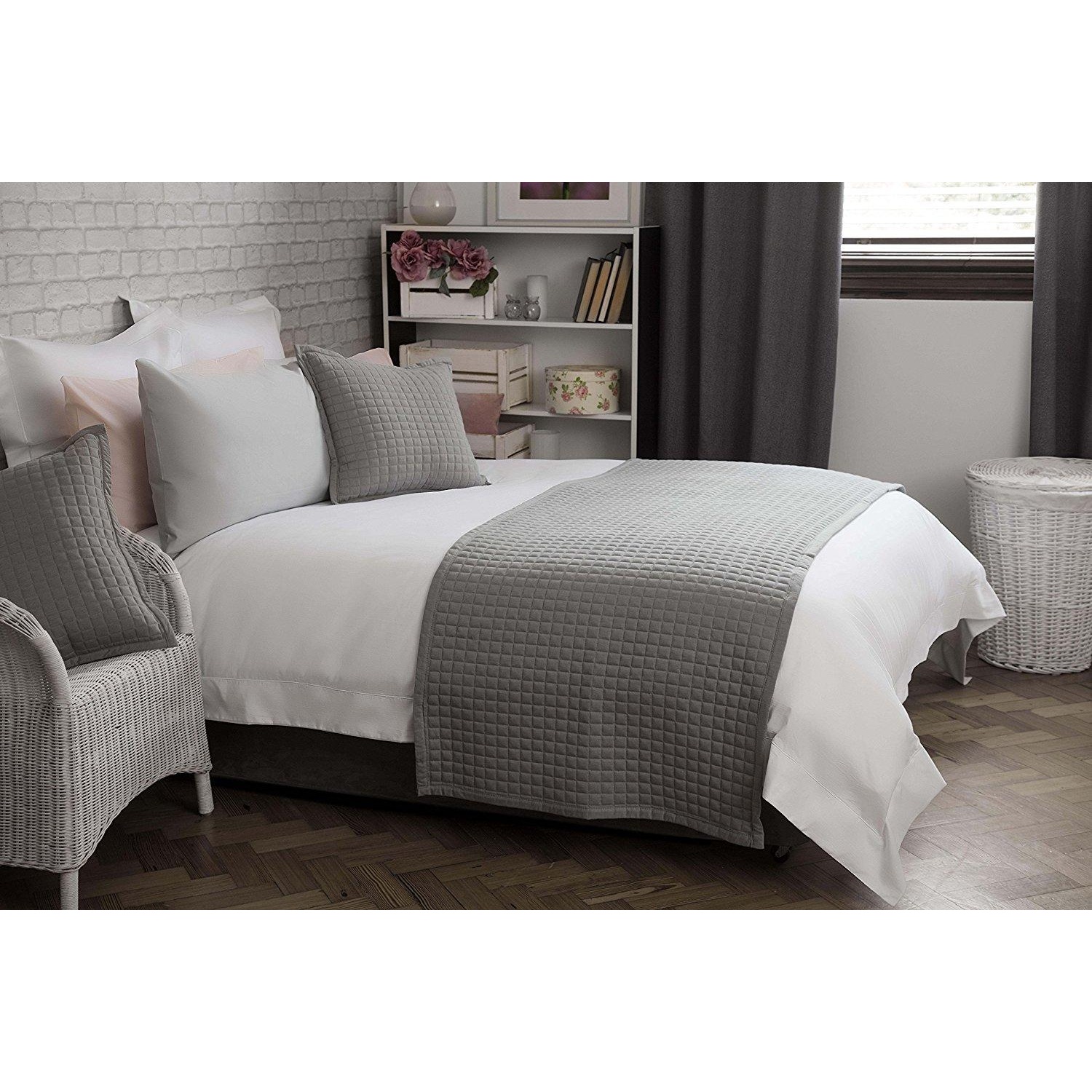 Belledorm Crompton Quilted Bed Runner