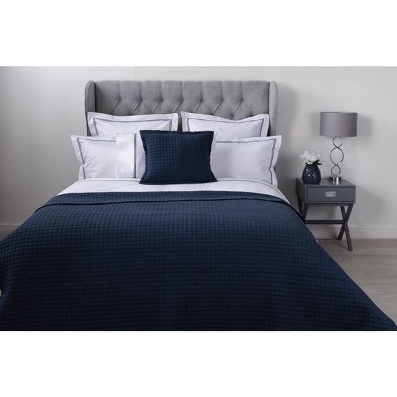 Belledorm Crompton Quilted Throw
