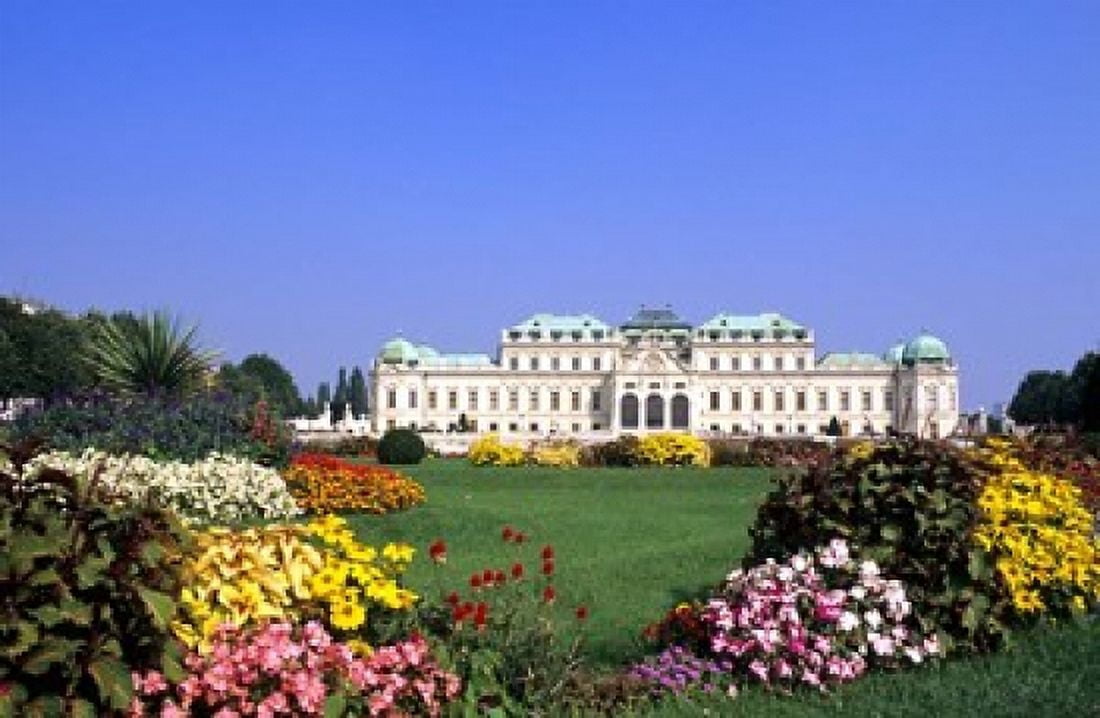Belvedere Palace Vienna Canvas Art - Michael DeFreitas DanitaDelimont (27 x 18)