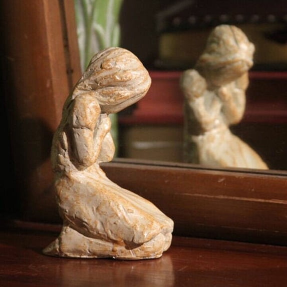 Bemona Sweet Hour Of Beautiful Hand Inspirational Sculpture Of Woman Praying Ornament