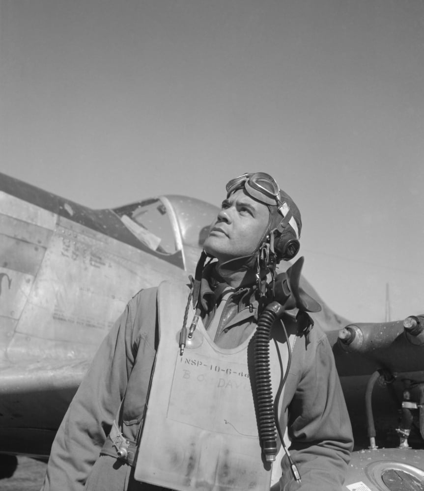 Benjamin Oliver Davis Jr commander of the Tuskegee Airmen Canvas Art - John ParrotStocktrek Images (26 x 30)