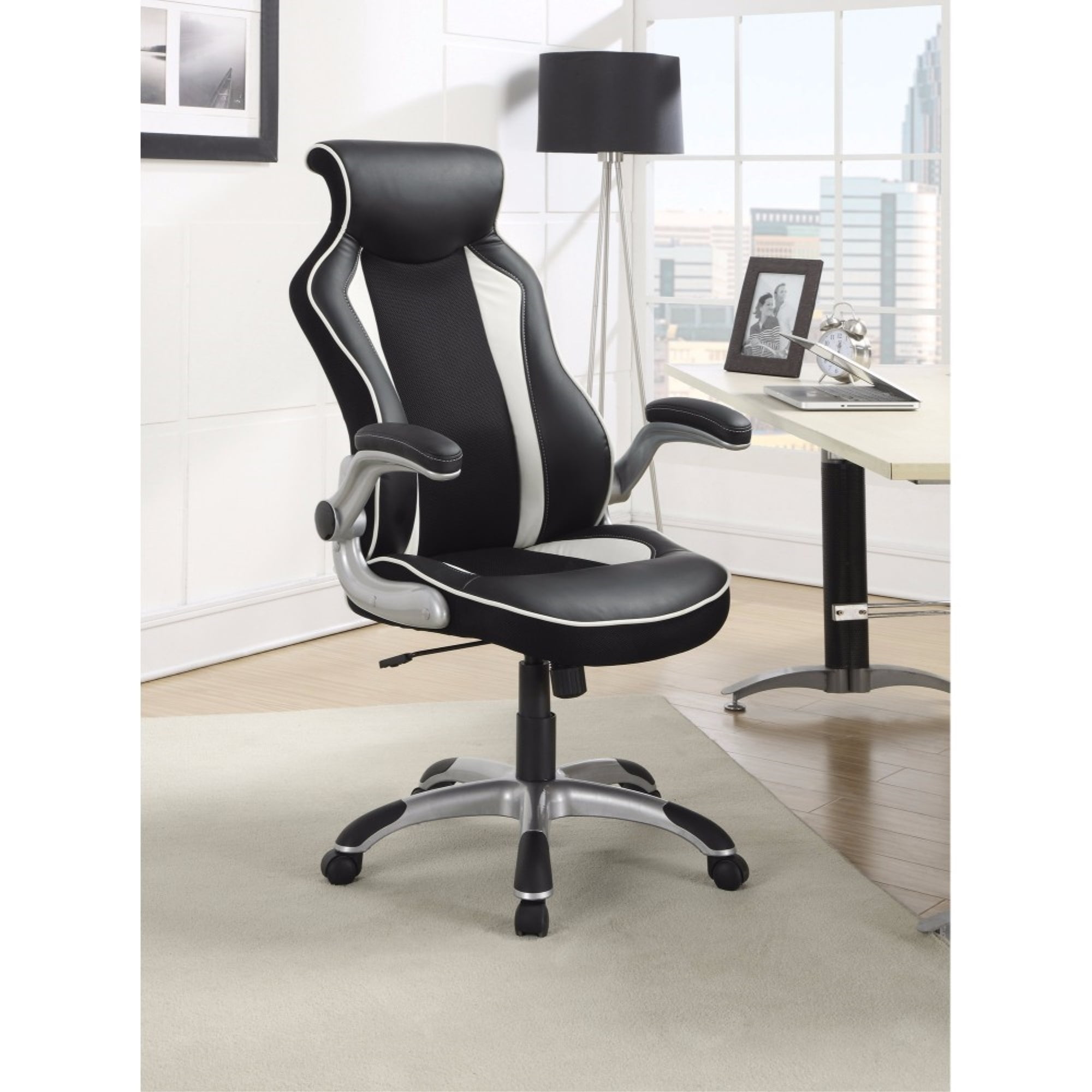 Fancy Executive High Back Leather Chair Black/White