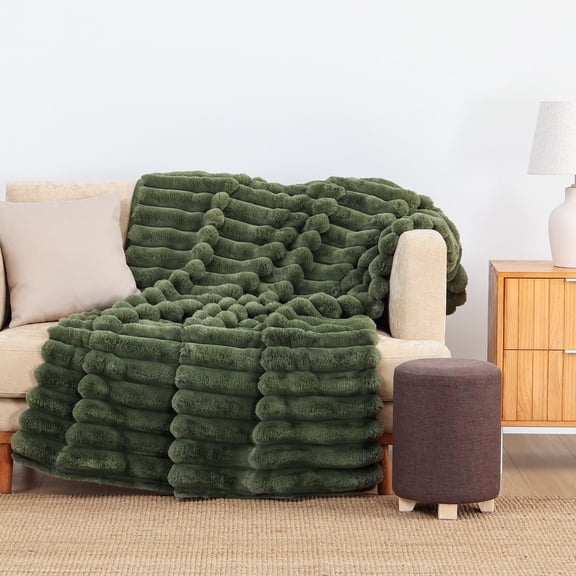 Berkshire Life Green Ribbed Mink Luxury Faux Fur Oversized Throw Blanket, 50” x 70”