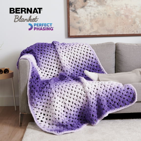 Bernat® Blanket Perfect Phasing™ Super Bulky Polyester Yarn, Dark Blue 10.5oz/300g 220 Yd