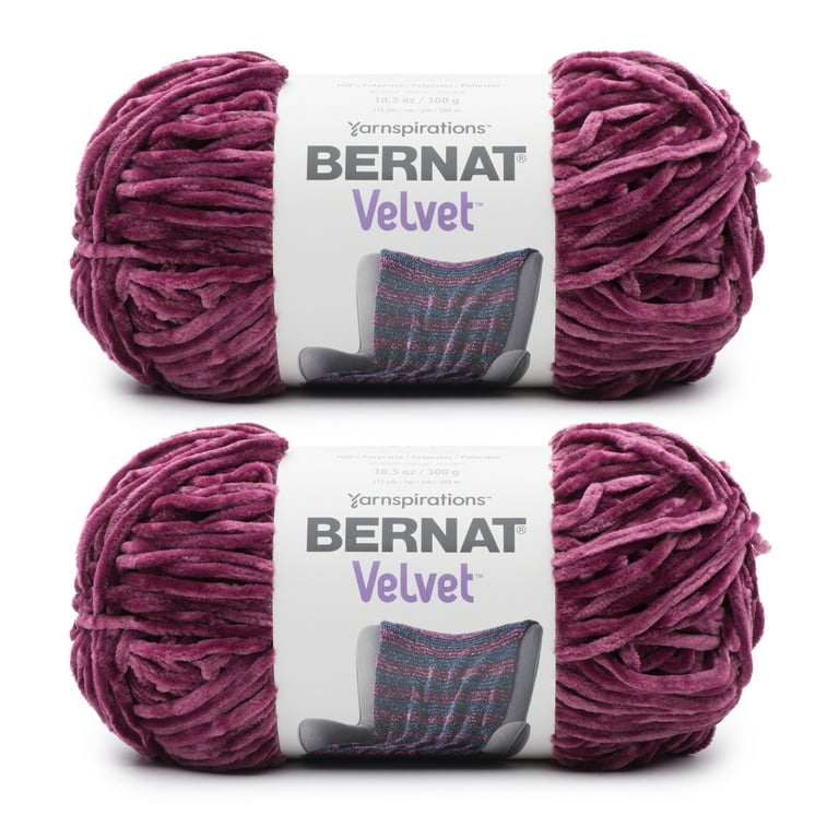 Bernat Velvet Burgundy Plum Yarn - 2 Pack of 300g/10.5oz - Polyester - 5  Bulky - 315 Yards - Knitting/Crochet