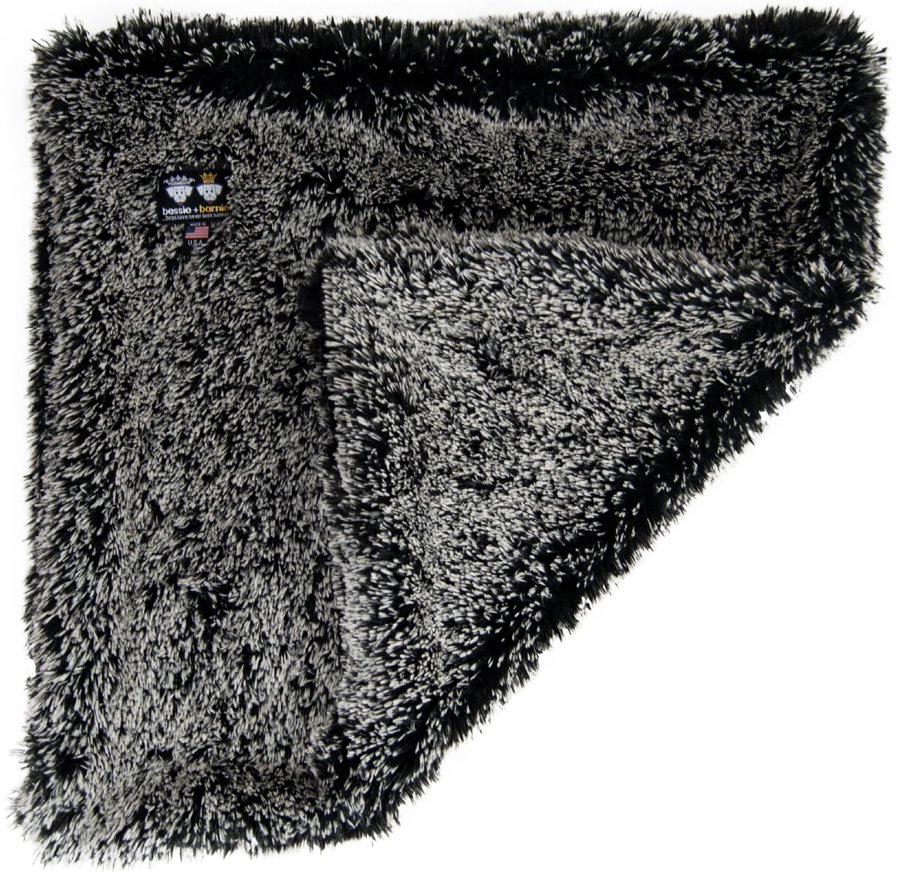 Bessie and Barnie Midnight Frost Luxury Ultra Plush Faux Fur Pet/ Dog Reversible Blanket (Multiple Sizes)