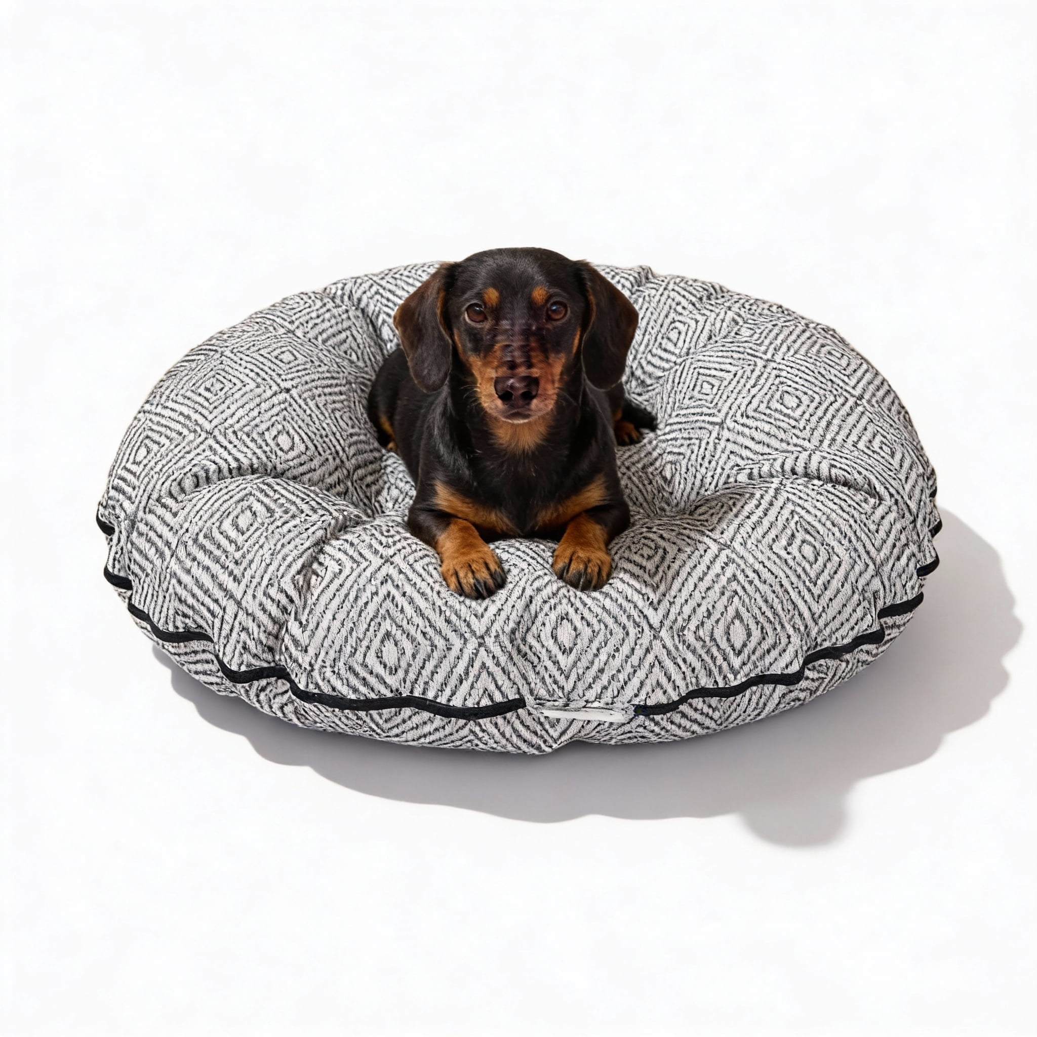 Bessie and Barnie Signature Diamondback Shag Extra Plush Faux Fur Bagel Pet/ Dog Bed
