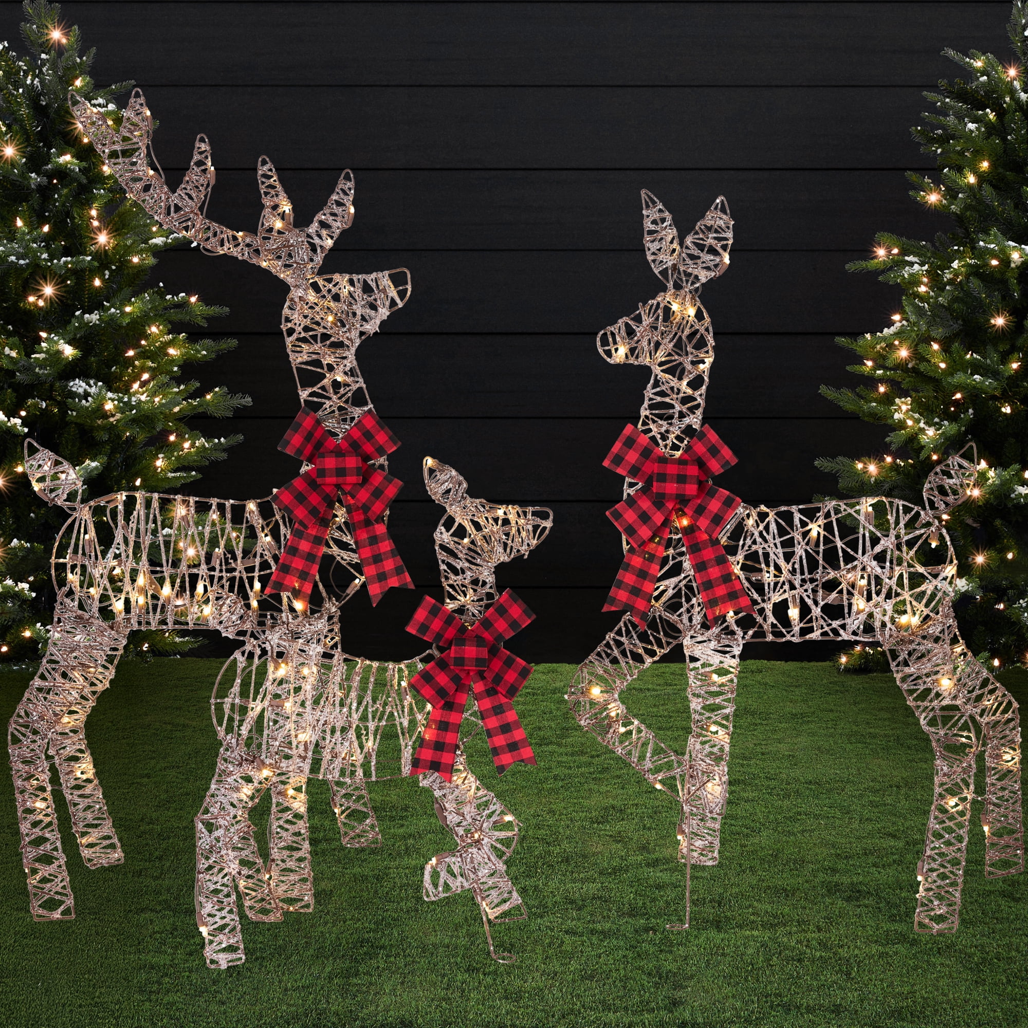 Best Choice Products 3-Piece 2D Deer Family Set, Lighted Christmas Outdoor Decoration w/ 175 Lights, Stakes - Rattan