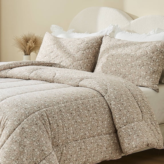 Bestier Botanical Floral Queen Size Comforter Set | 3-Piece Bed in a Bag | Sorona Plant-Based Fiber Boho Anti-Clumping Duvet with Pillowcases, Bedroom Home Bedding Décor Gift for Her