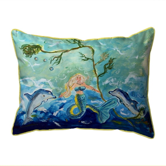 Betsy Drake SN1199 11 x 14 in. Queen of the Sea Indoor & Outdoor Pillow, Small