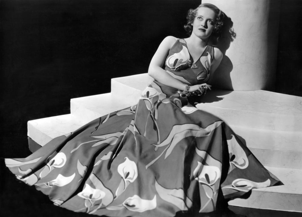 Bette Davis Wearing Gown With Calla Lillies Print Canvas Art - (20 x 16)