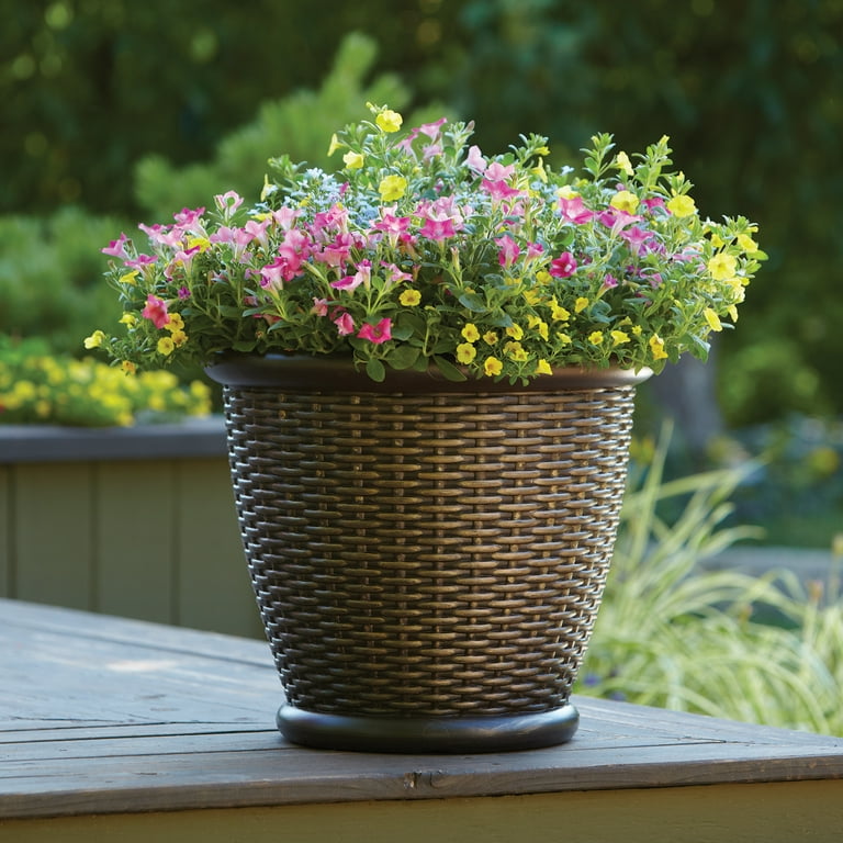 Better Homes & Gardens 18 in. Faux Wicker Resin Planter Pot, Java Brown Better Homes & Gardens 18 in. Faux Wicker Resin Planter Pot, Java Brown
