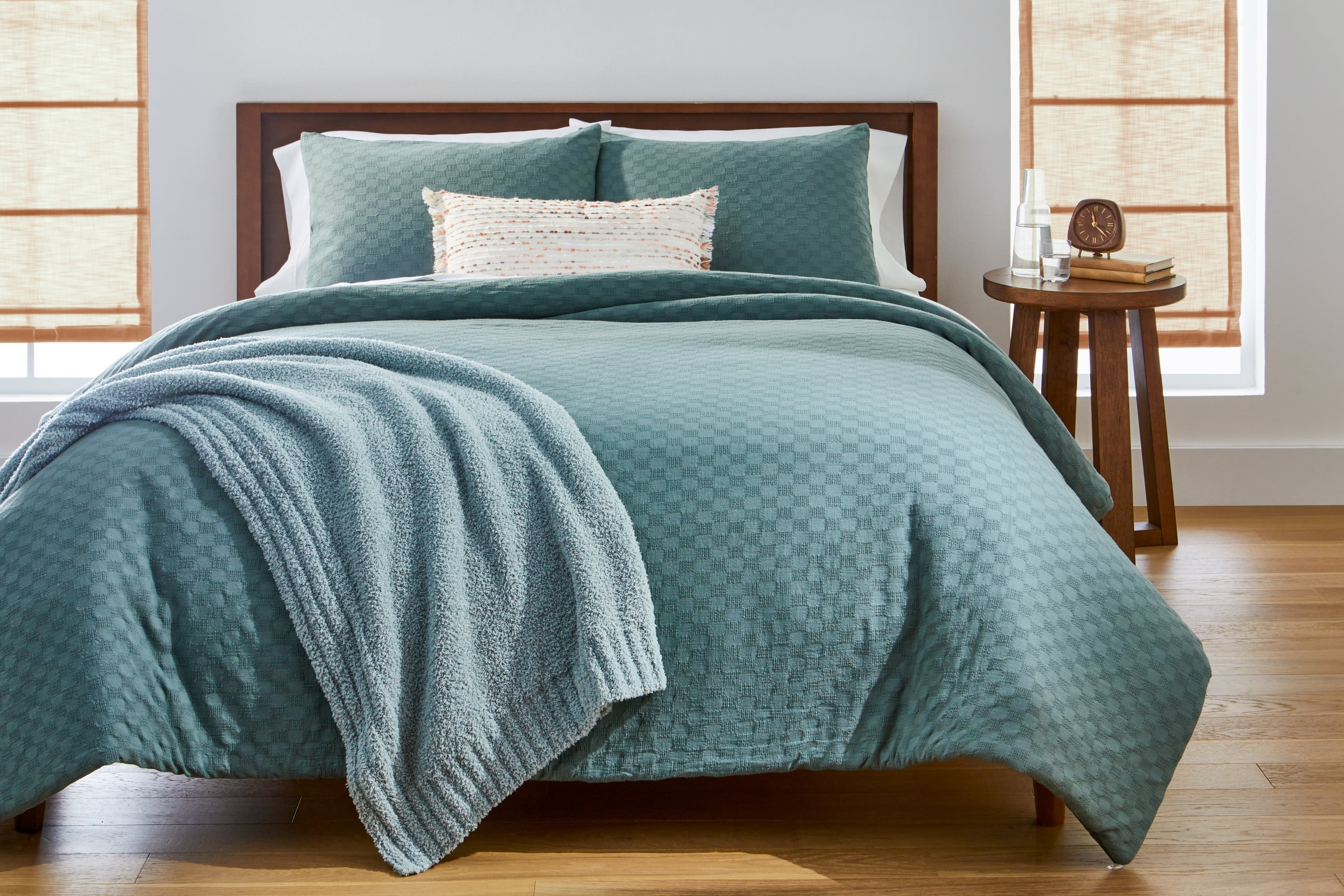 Better Homes & Gardens King Comforter Set, 3-Piece, All-Season, Nimbus Blue Block Weave